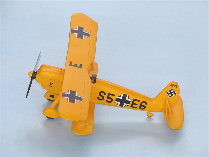 2 modele samolotow 3 rzesza - arado ar 68f.jpg