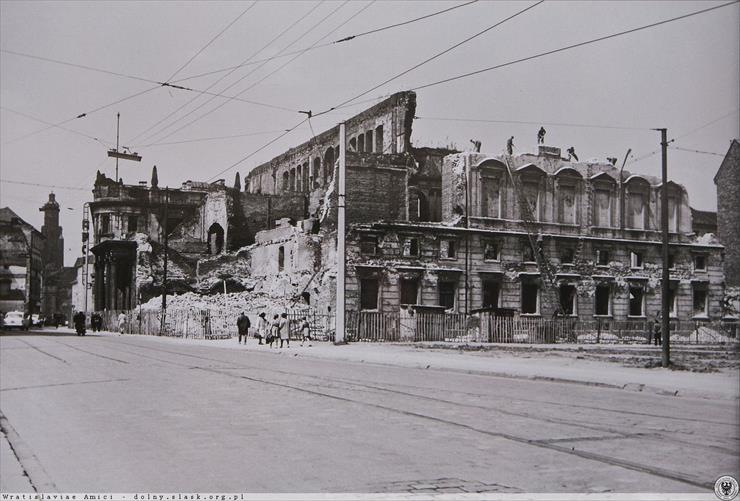 Wrocław 1945- - pałac Hatzfeldów ul. Wita Stwosza.jpg